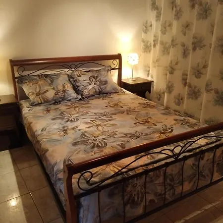 Filia's House Ground Floor Apartman